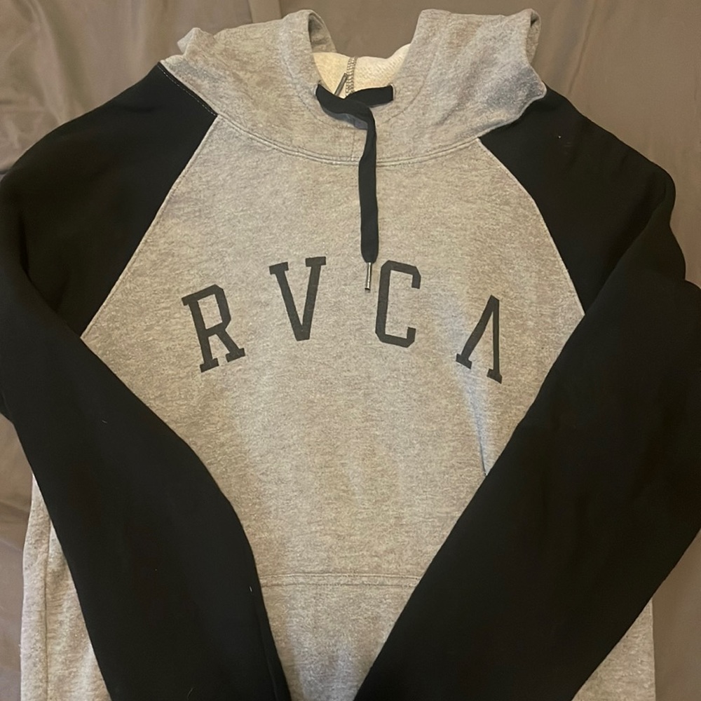 Women’s RVCA Hooded sweatshirt size large